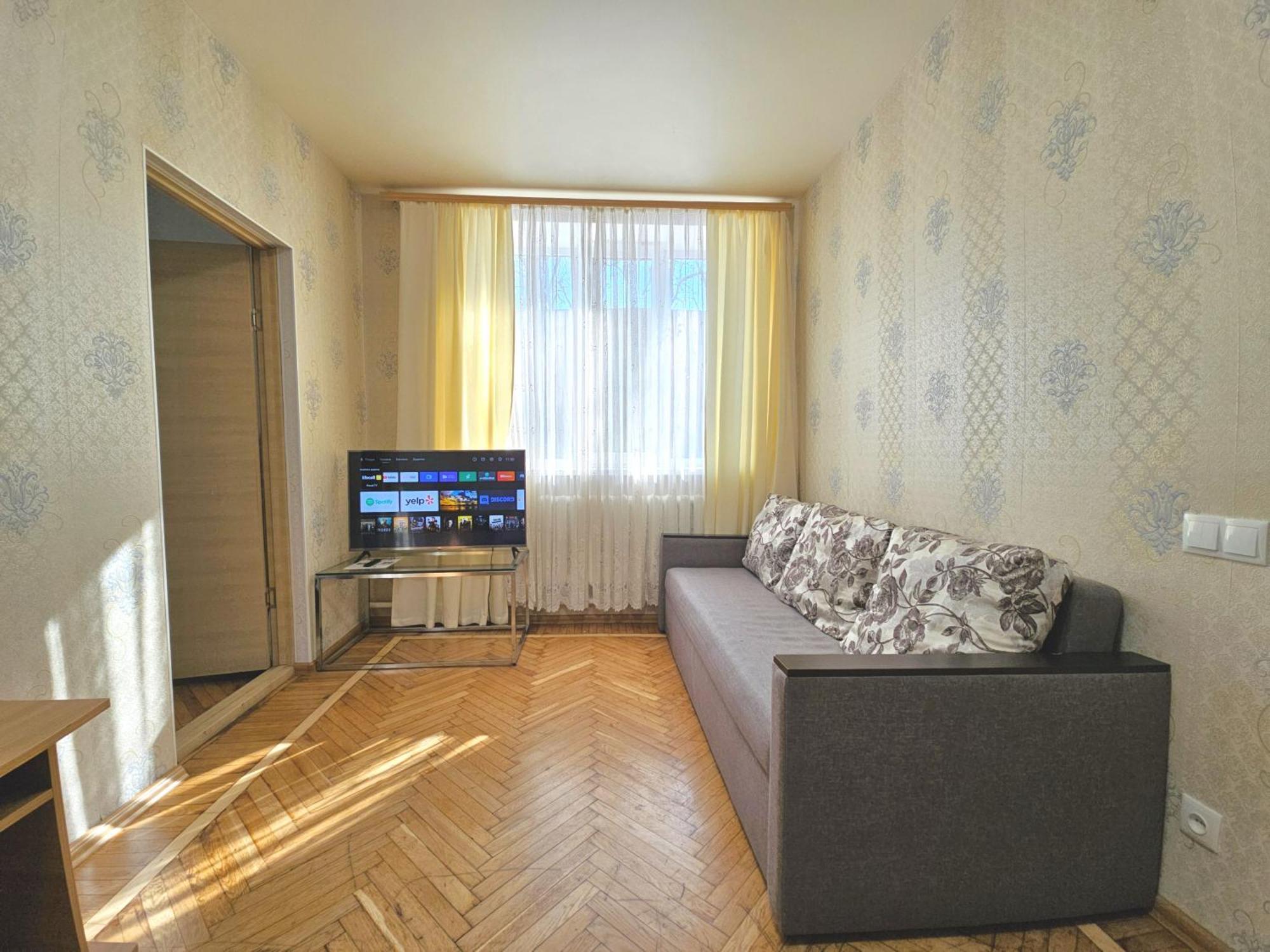Alex Apartments: 2-room Flat With Private Parking Near Tsum
