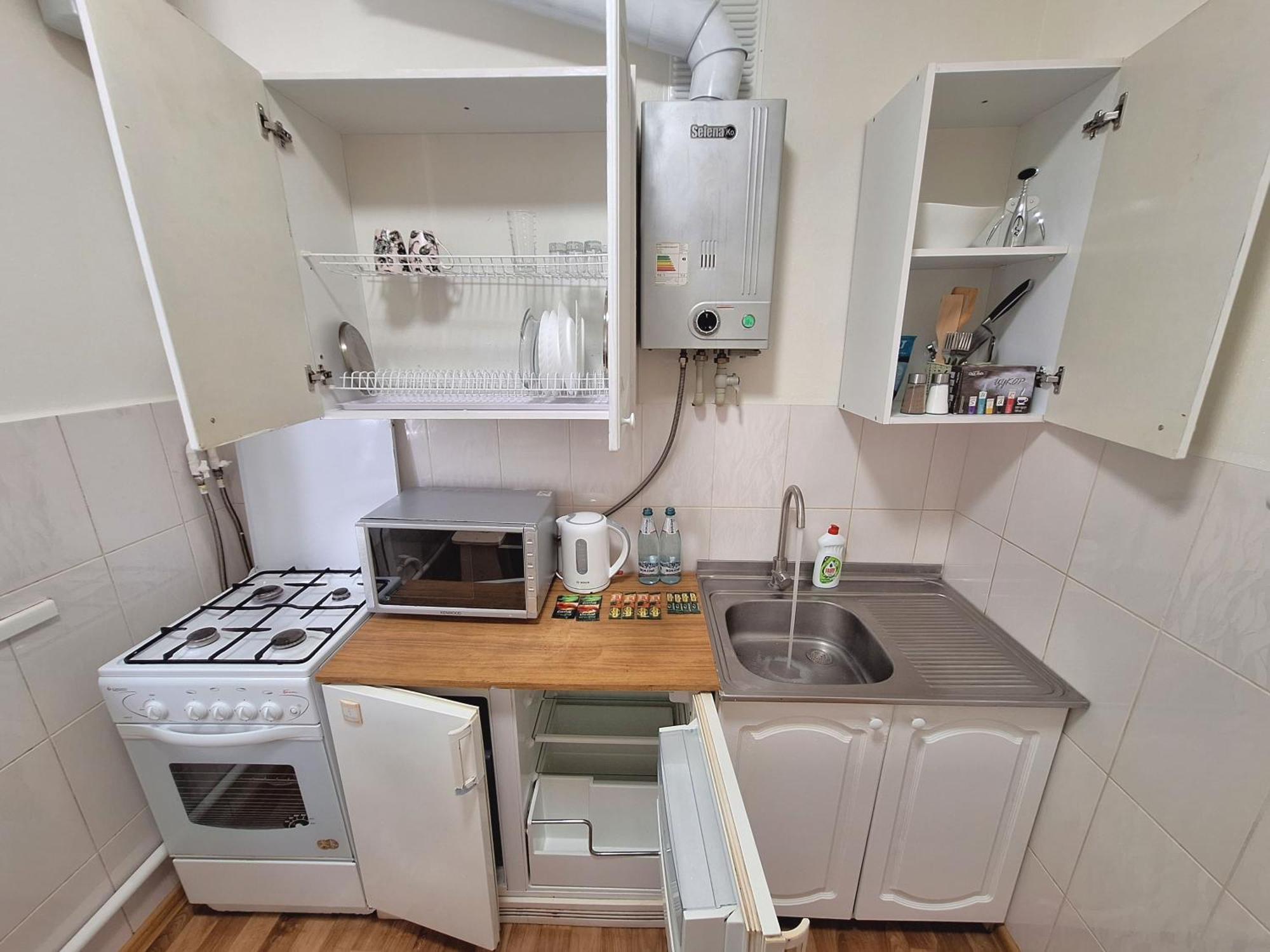 Apartment Alex Apartments: 2-room Flat With Private Parking Near Tsum