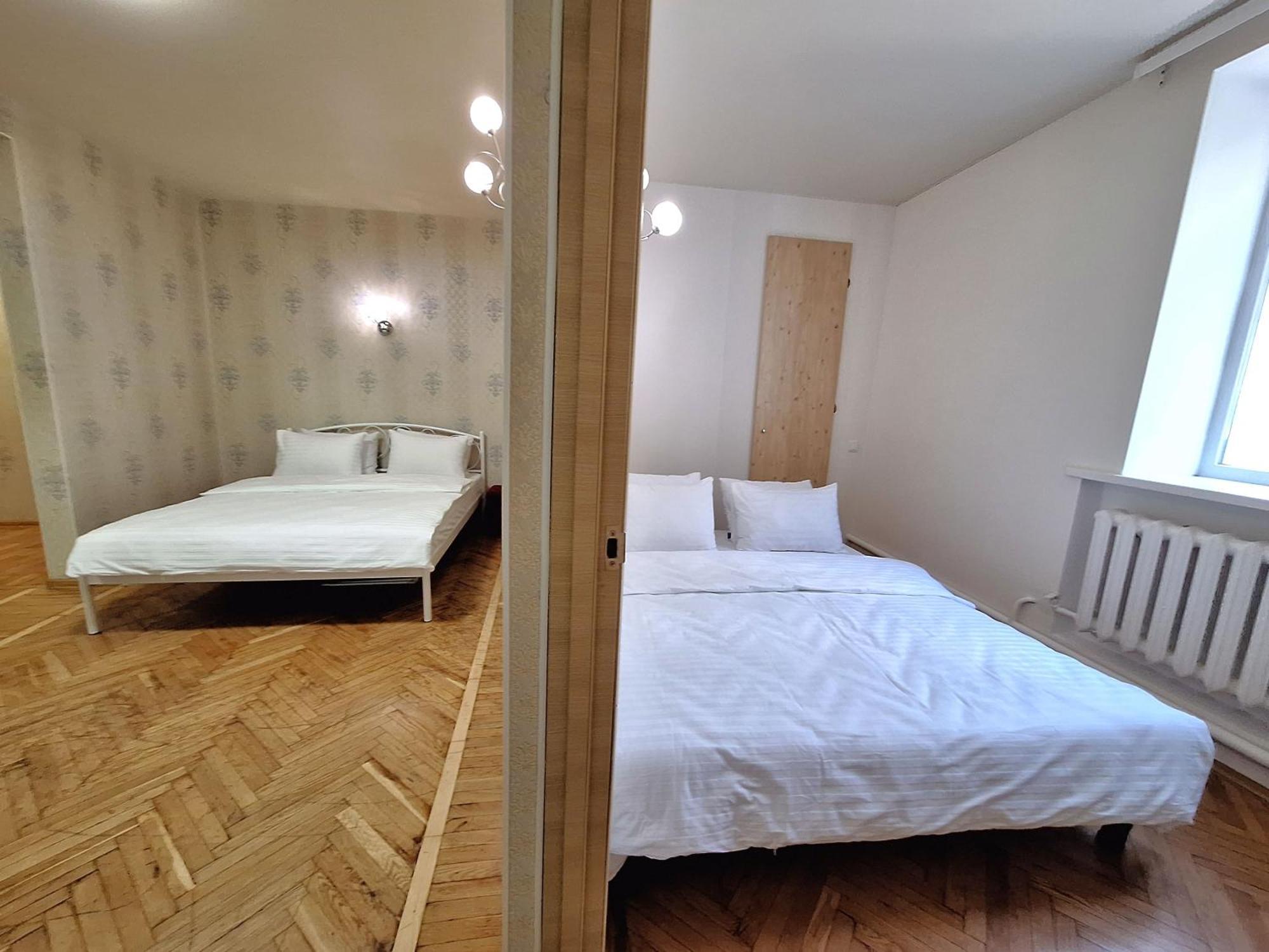 Alex Apartments: 2-room Flat With Private Parking Near Tsum Apartment Poltava