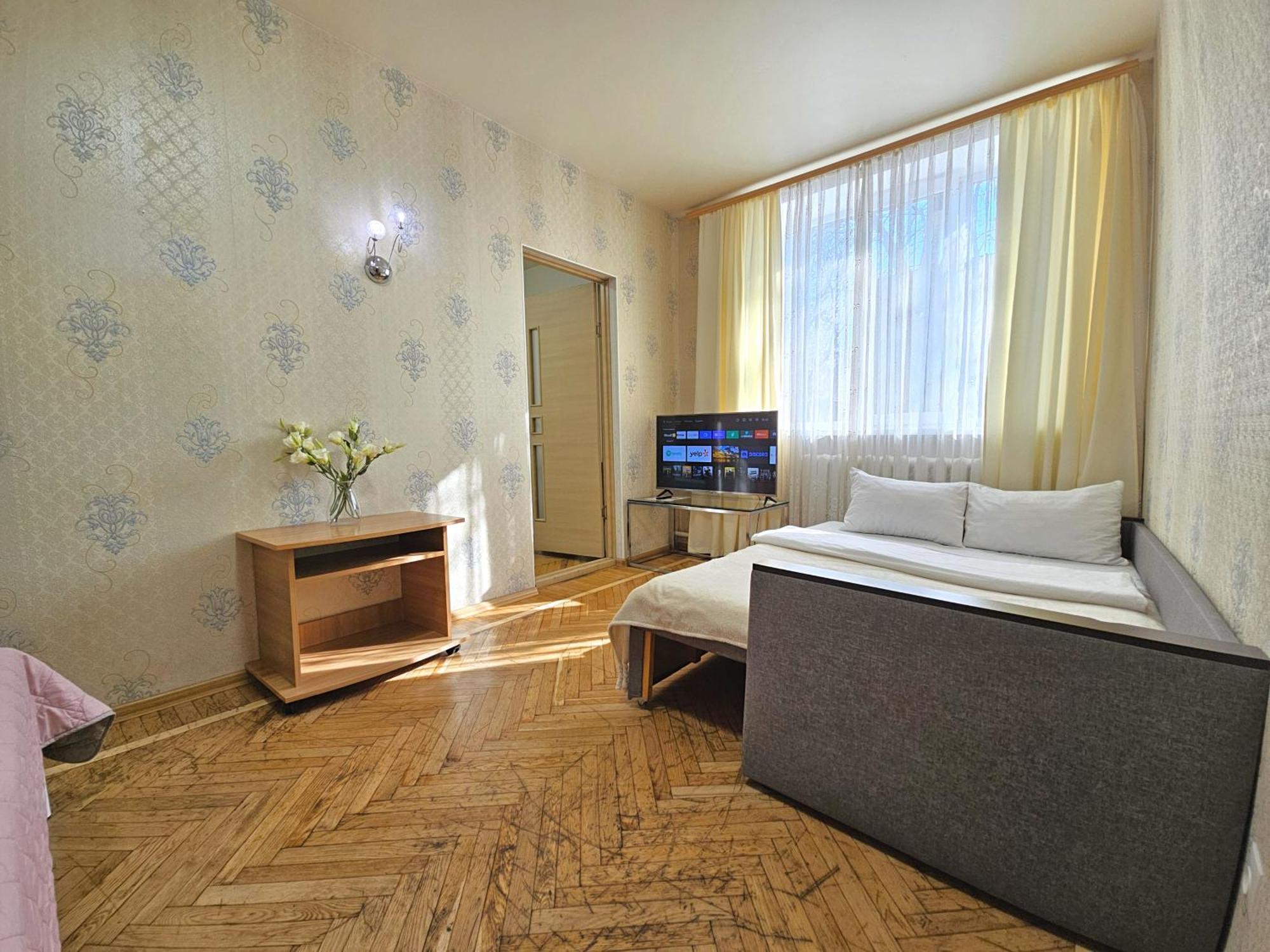 Apartment Alex Apartments: 2-room Flat With Private Parking Near Tsum Poltava