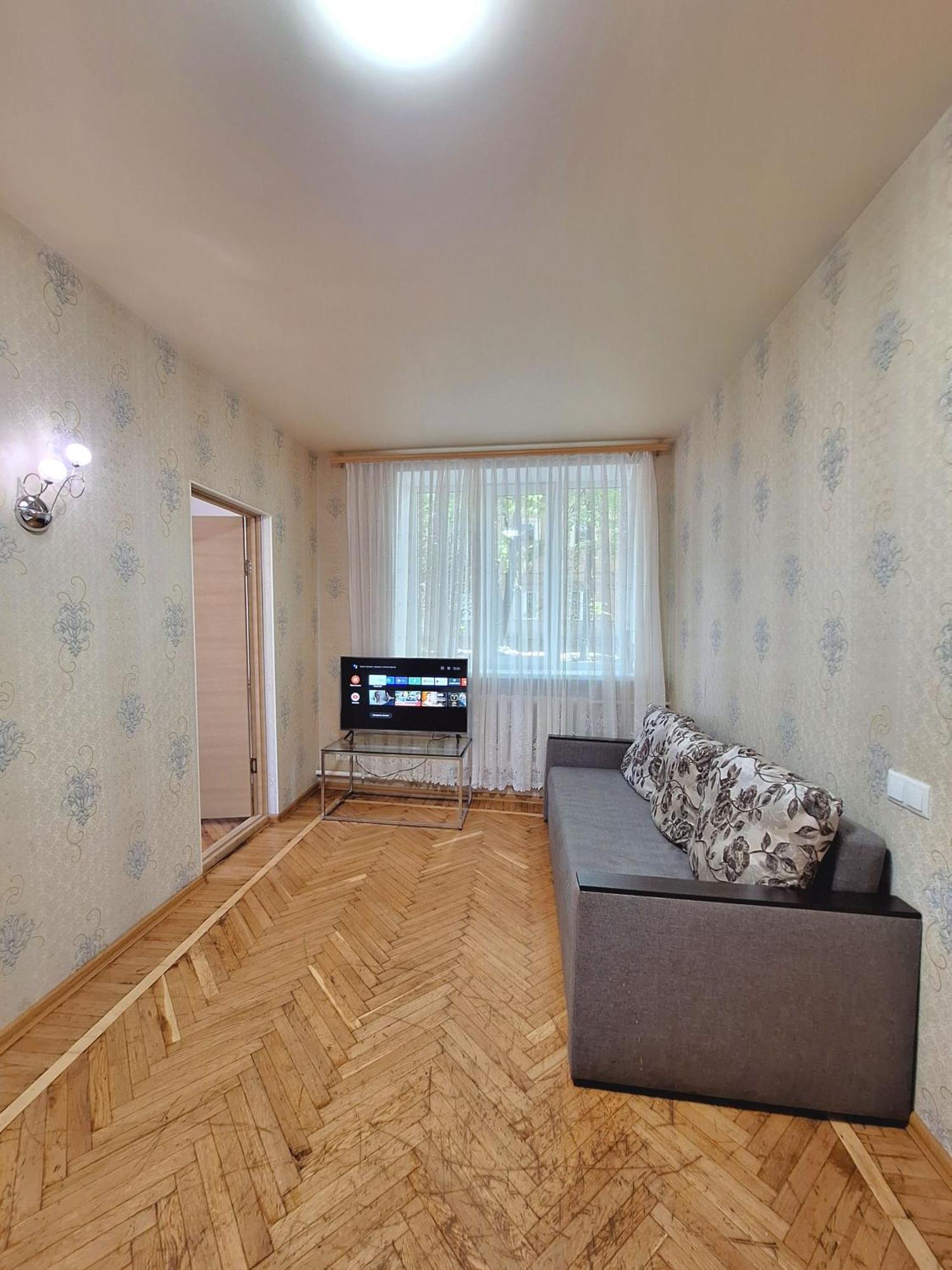 Alex Apartments: 2-room Flat With Private Parking Near Tsum *