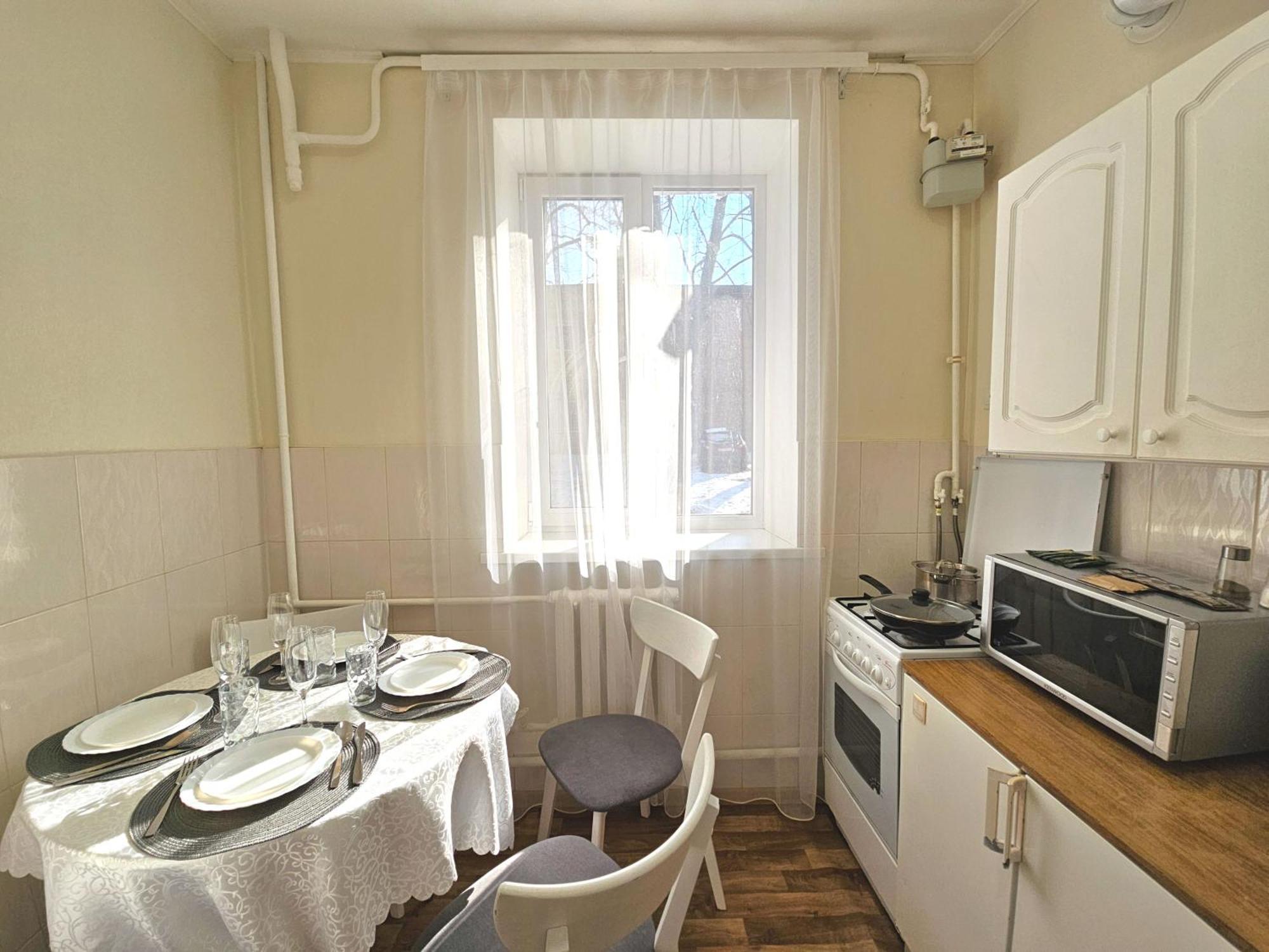 Alex Apartments: 2-room Flat With Private Parking Near Tsum Poltava