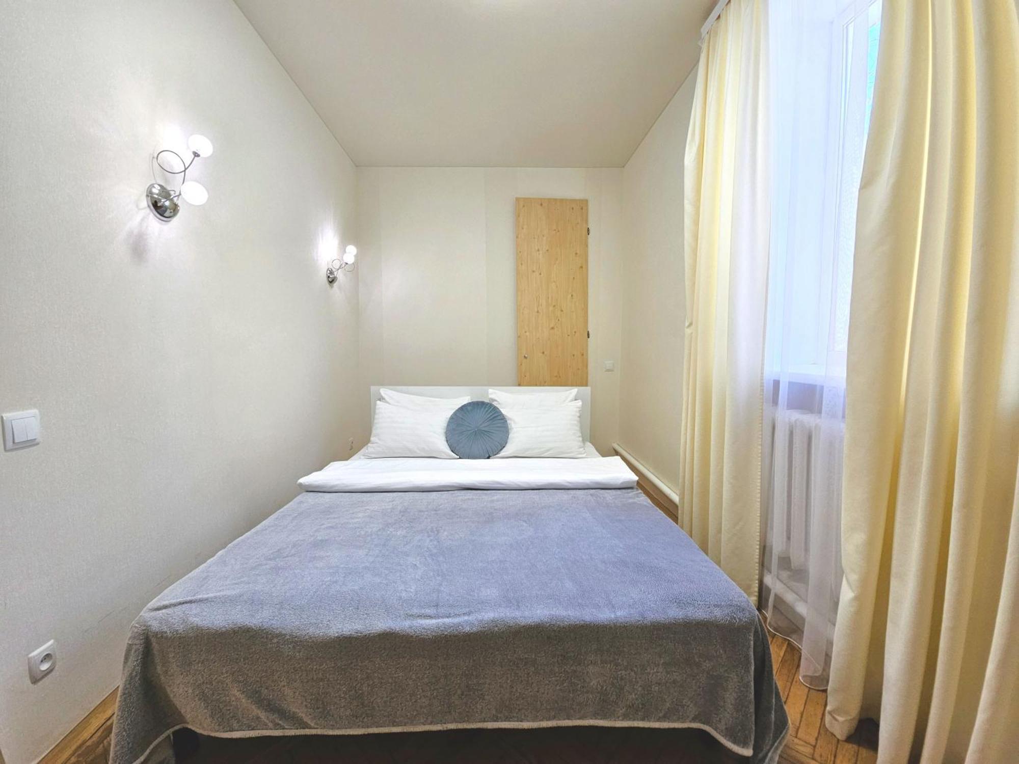 Apartment Alex Apartments: 2-room Flat With Private Parking Near Tsum Poltava