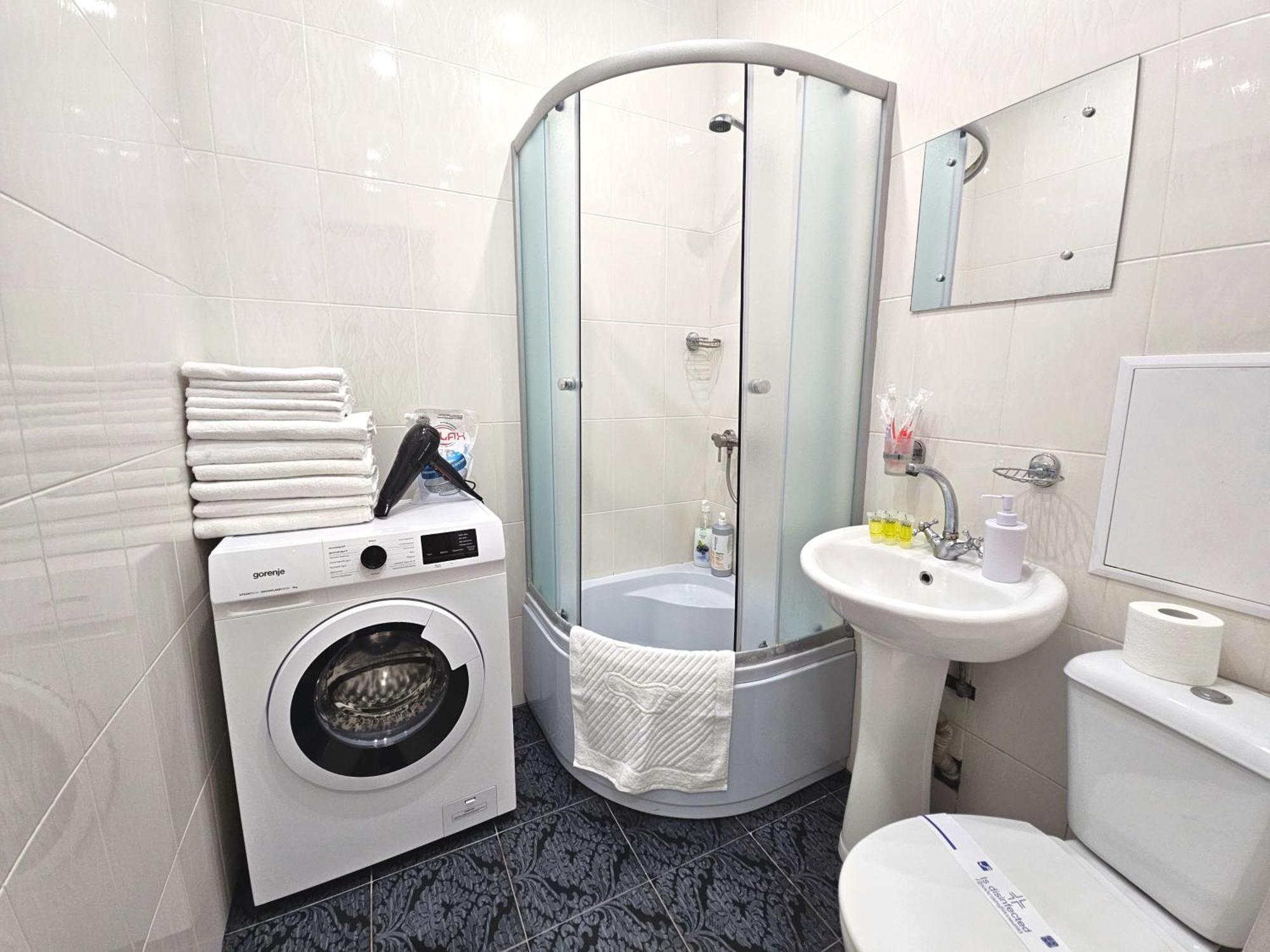 Alex Apartments: 2-room Flat With Private Parking Near Tsum Poltava